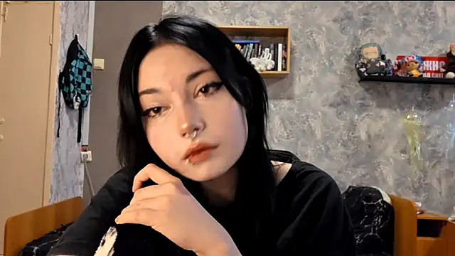 Snapshot of Beeping_Creature chatting on 2, 12, 2025 Beeping Creature online show from 2, 12, 2025