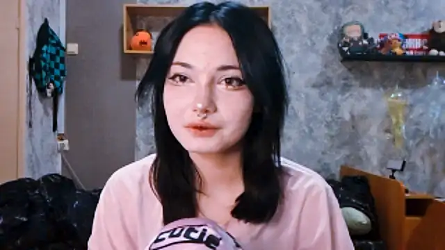 Snapshot of Beeping_Creature chatting on 30, 11, 2025 Beeping Creature online show from 30, 11, 2025