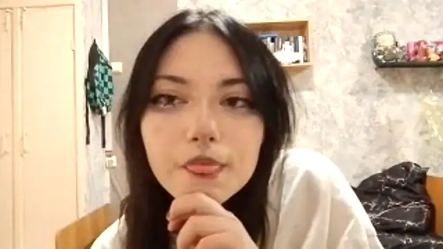 Snapshot of Beeping_Creature chatting on 1, 11, 2025 Beeping Creature online show from 1, 11, 2025