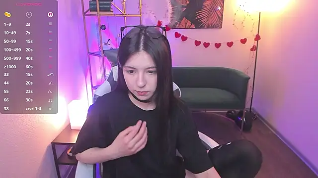 Azaliya Haze online show from 13, 3, 2026