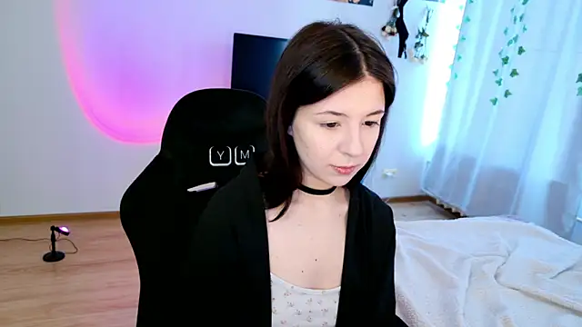 Azaliya Haze online show from 28, 3, 2026