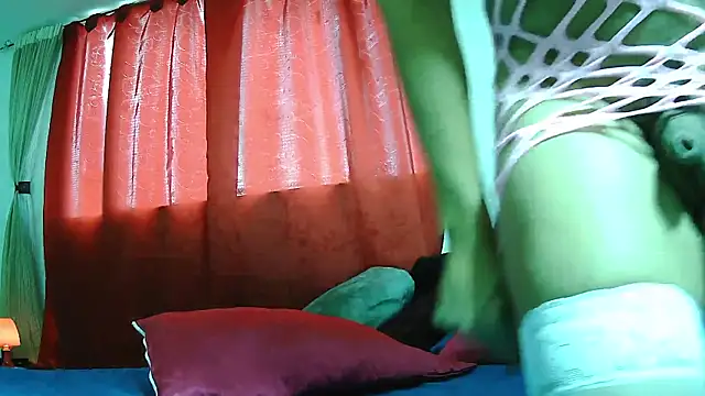 MissAsly online show from 1, 11, 2025