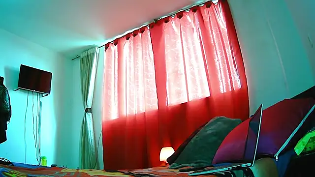 MissAsly online show from 29, 10, 2025