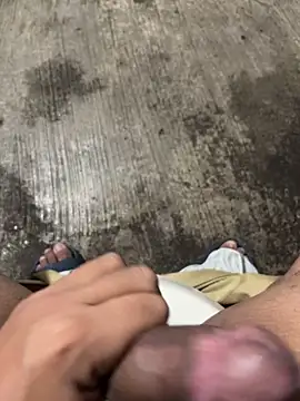 Snapshot of Odayr chatting on 28, 10, 2025 Odayr online show from 28, 10, 2025