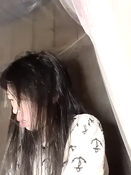 Khanhu xx online show from 11, 2, 2026