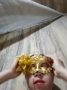 Tuyet xx online show from 15, 10, 2025