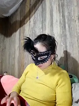 Tuyet xx online show from 24, 11, 2025