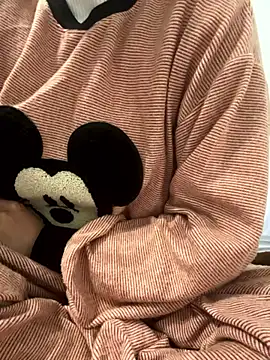 Snapshot of lee_ly chatting on 10, 1, 2026 lee ly online show from 10, 1, 2026