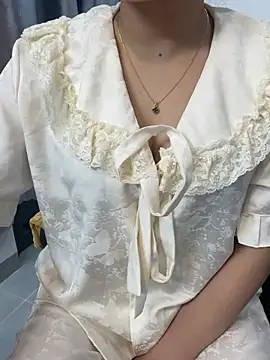 Snapshot of lee_ly chatting on 13, 3, 2026 lee ly online show from 13, 3, 2026