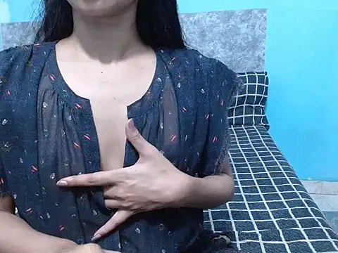 Snapshot of hey_mishtidoll chatting on 3, 11, 2025 hey mishtidoll online show from 3, 11, 2025