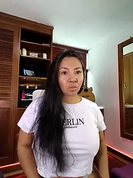 Talia  velvet online show from 4, 2, 2026