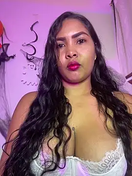 EmilyZuits online show from 2, 11, 2025