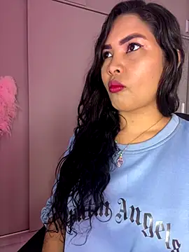 EmilyZuits online show from 22, 11, 2025