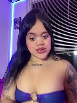 Snapshot of Sussyroxxx chatting on 24, 4, 2026 Sussyroxxx online show from 24, 4, 2026