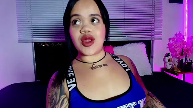 Snapshot of Sussyroxxx chatting on 27, 5, 2026 Sussyroxxx online show from 27, 5, 2026