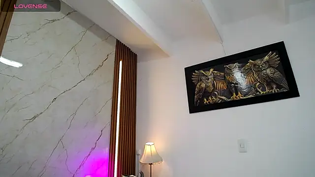 Snapshot of chloe__Jones_ chatting on 17, 10, 2025 chloe Jones online show from 17, 10, 2025