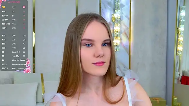 Lili Lohan online show from 4, 12, 2025