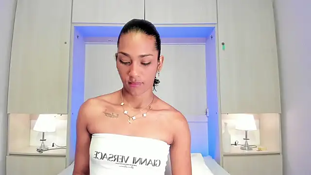 Snapshot of AnahiCollins chatting on 26, 6, 2026 AnahiCollins online show from 26, 6, 2026