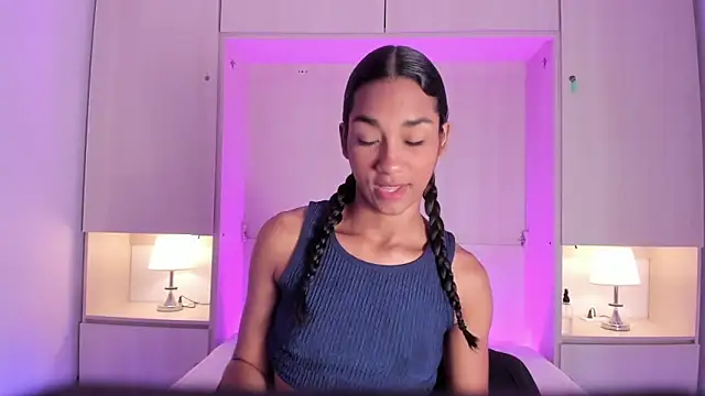 AnahiCollins online show from 28, 2, 2026