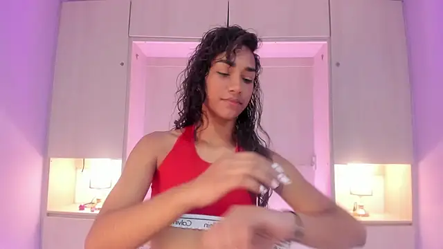 AnahiCollins online show from 1, 3, 2026