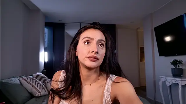 Milana De online show from 18, 11, 2025