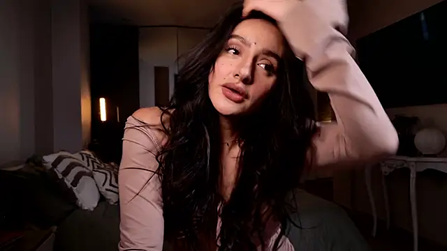 Milana De online show from 17, 12, 2025