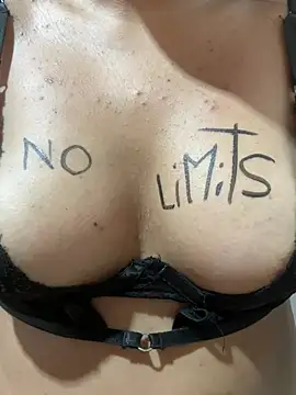 Valentinahot7 online show from 1, 3, 2026