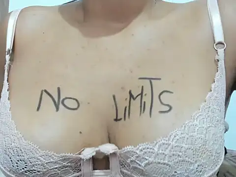 Valentinahot7 online show from 15, 10, 2025