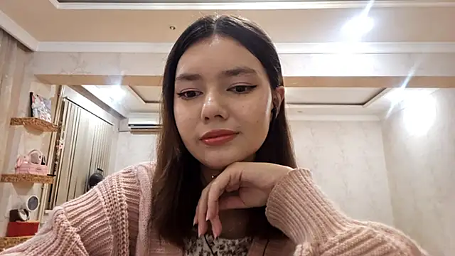 ImogeneMalinconico online show from 8, 10, 2025