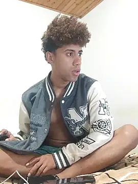 Snapshot of The_boy_good chatting on 16, 12, 2025 The boy good online show from 16, 12, 2025