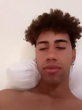 Snapshot of The_boy_good chatting on 19, 12, 2025 The boy good online show from 19, 12, 2025