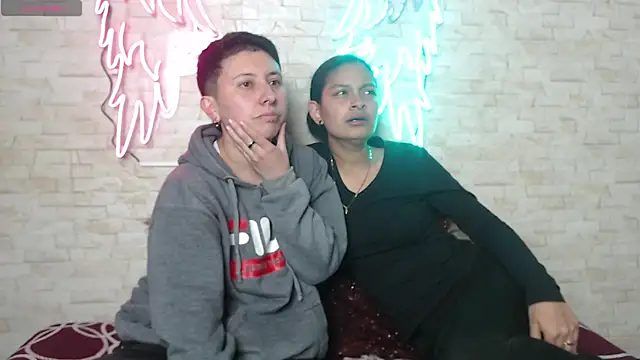 Gaby and Mei online show from 2, 10, 2025