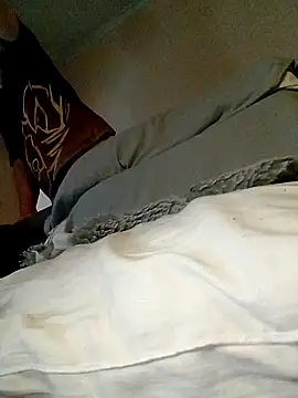 Snapshot of here2play_69 chatting on 15, 10, 2025 here2play 69 online show from 15, 10, 2025