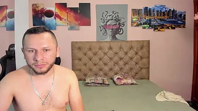 Snapshot of scarlett_vex chatting on 31, 10, 2025 scarlett vex online show from 31, 10, 2025