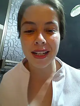 Snapshot of EmmaValencia_ chatting on 25, 6, 2026 EmmaValencia online show from 25, 6, 2026