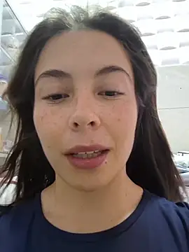 EmmaValencia  online show from 21, 4, 2026