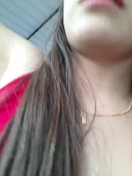 Snapshot of EmmaValencia_ chatting on 9, 7, 2026 EmmaValencia online show from 9, 7, 2026