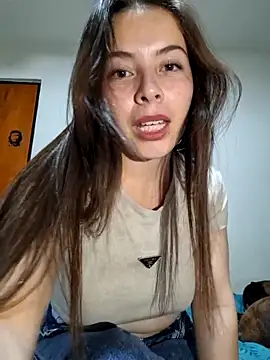 EmmaValencia  online show from 28, 10, 2025