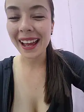 EmmaValencia  online show from 4, 2, 2026