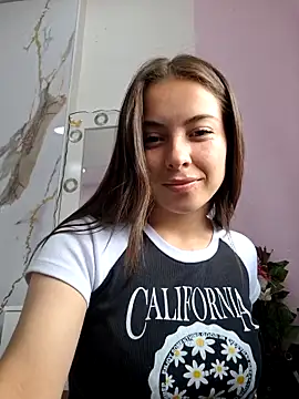 EmmaValencia  online show from 6, 11, 2025