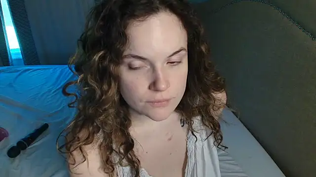 Snapshot of ClaireZX chatting on 11, 10, 2025 ClaireZX online show from 11, 10, 2025