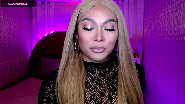 KaGoddessonXXX online show from 5, 12, 2025