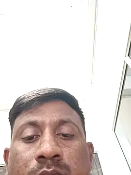 SlipperyRebound0 online show from 29, 10, 2025