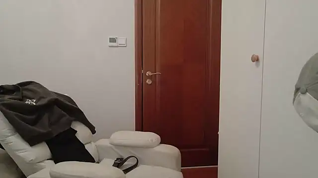 hangzi-0011 online show from 13, 10, 2025