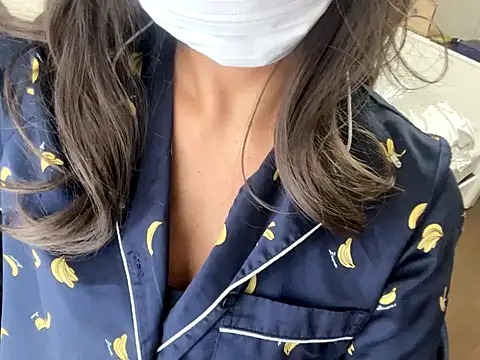 Snapshot of Toriyufu chatting on 3, 11, 2025 Toriyufu online show from 3, 11, 2025