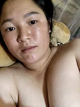 linhmiucute online show from 29, 9, 2025