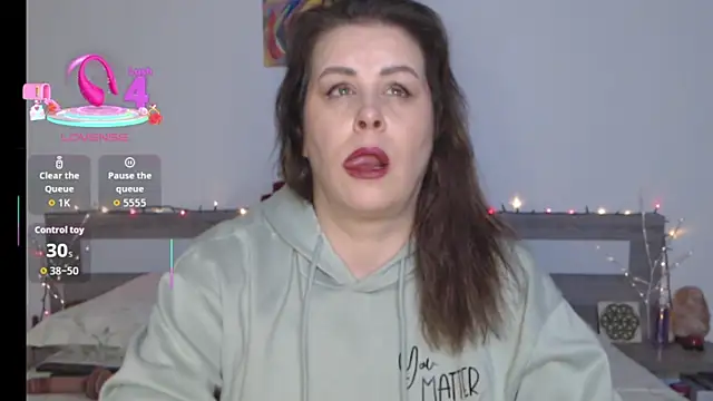 1Felicity1 online show from 7, 10, 2025