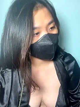 Sexy dancing girl online show from 4, 11, 2025