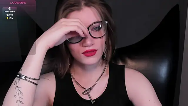 Snapshot of CathyAdams chatting on 3, 6, 2026 CathyAdams online show from 3, 6, 2026