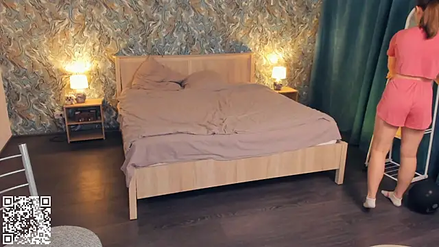 MondoNeko online show from 28, 11, 2025